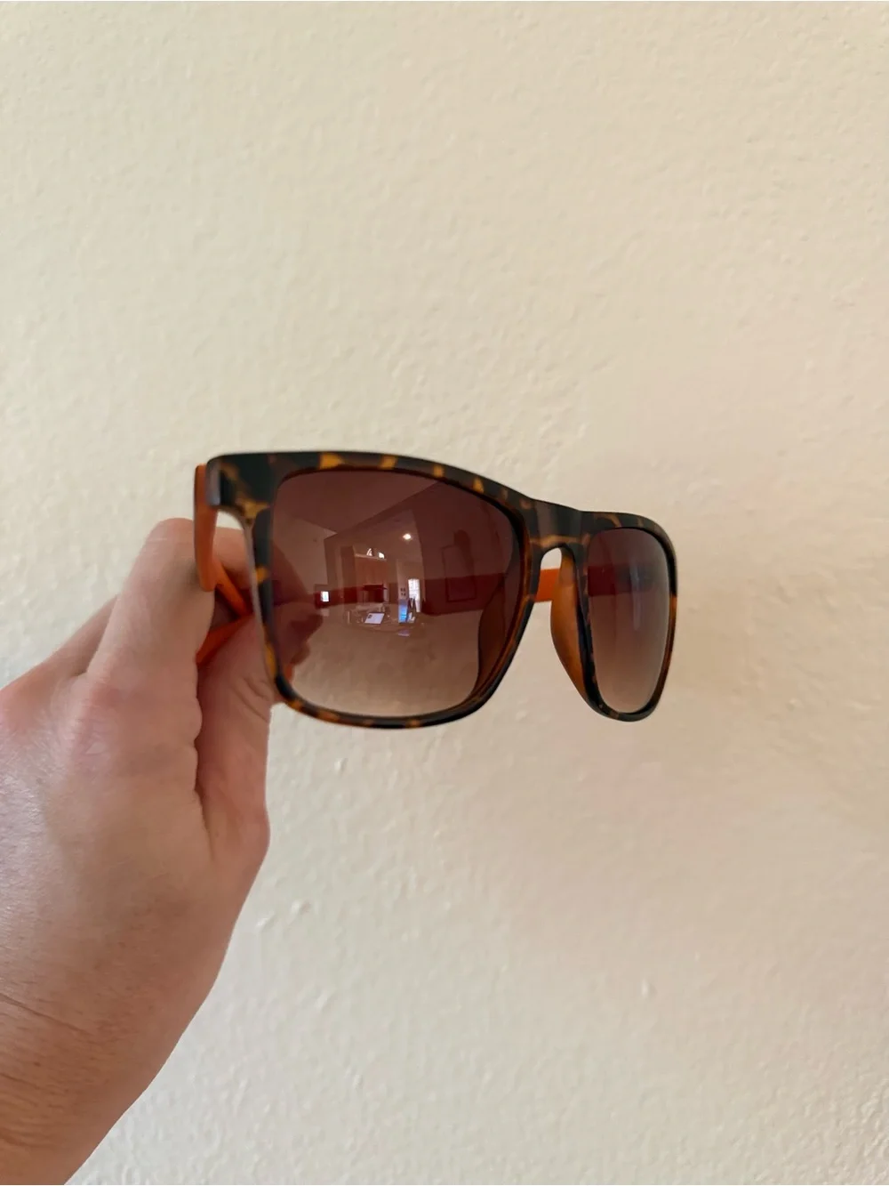 Tortoiseshell Men's Sunglasses - Brown Lenses